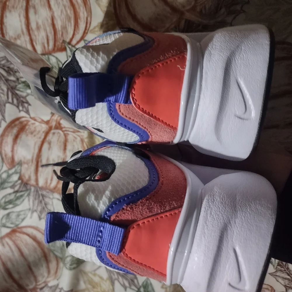 Nike Ryz - Picture 4 of 5